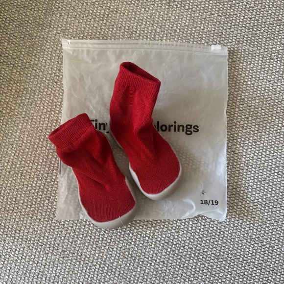 Brand New - Tiny Explorings, baby sock shoes - Picture 1 of 2